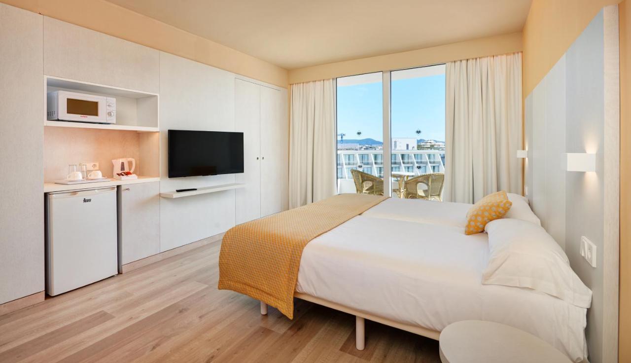 Protur Vista Badia Aparthotel 4*